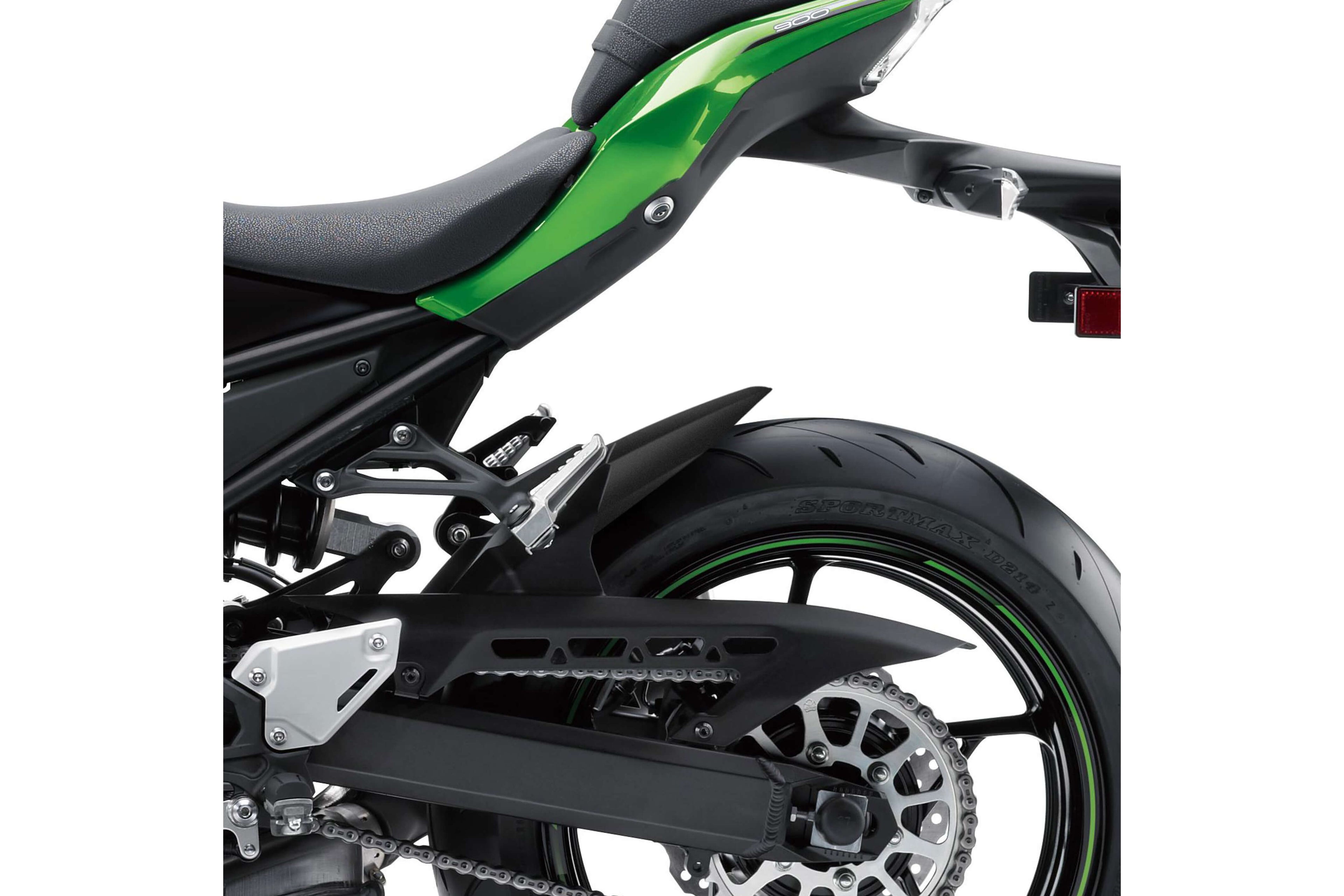 Rear fender extension for the Kawasaki Z900/RS